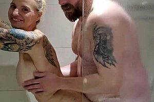 Pissing and showering with Molly McSquirts in the wet bathroom fun